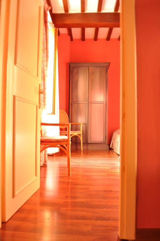 Hotel Borgo Antico Бибиена Екстериор снимка