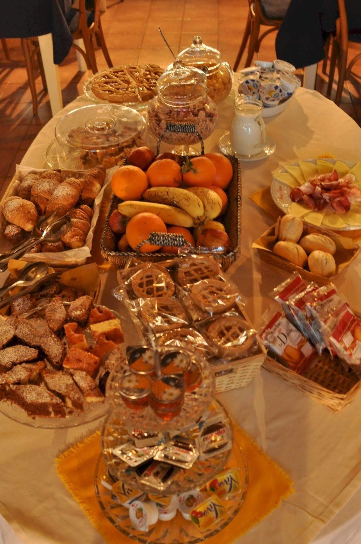 Hotel Borgo Antico Бибиена Екстериор снимка